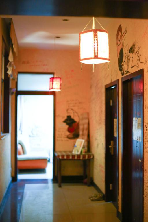 Dengba Hostel Chengdu Branch Extérieur photo