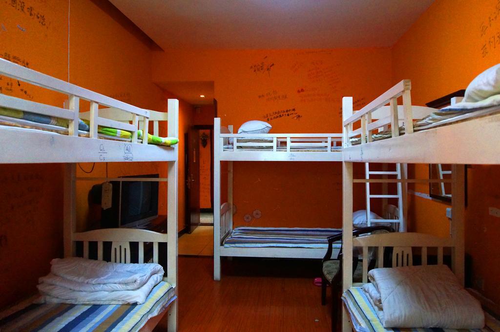 Dengba Hostel Chengdu Branch Extérieur photo