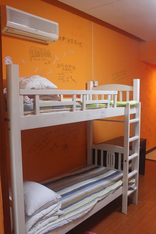 Dengba Hostel Chengdu Branch Chambre photo