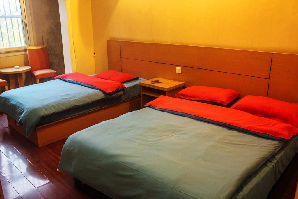 Dengba Hostel Chengdu Branch Extérieur photo